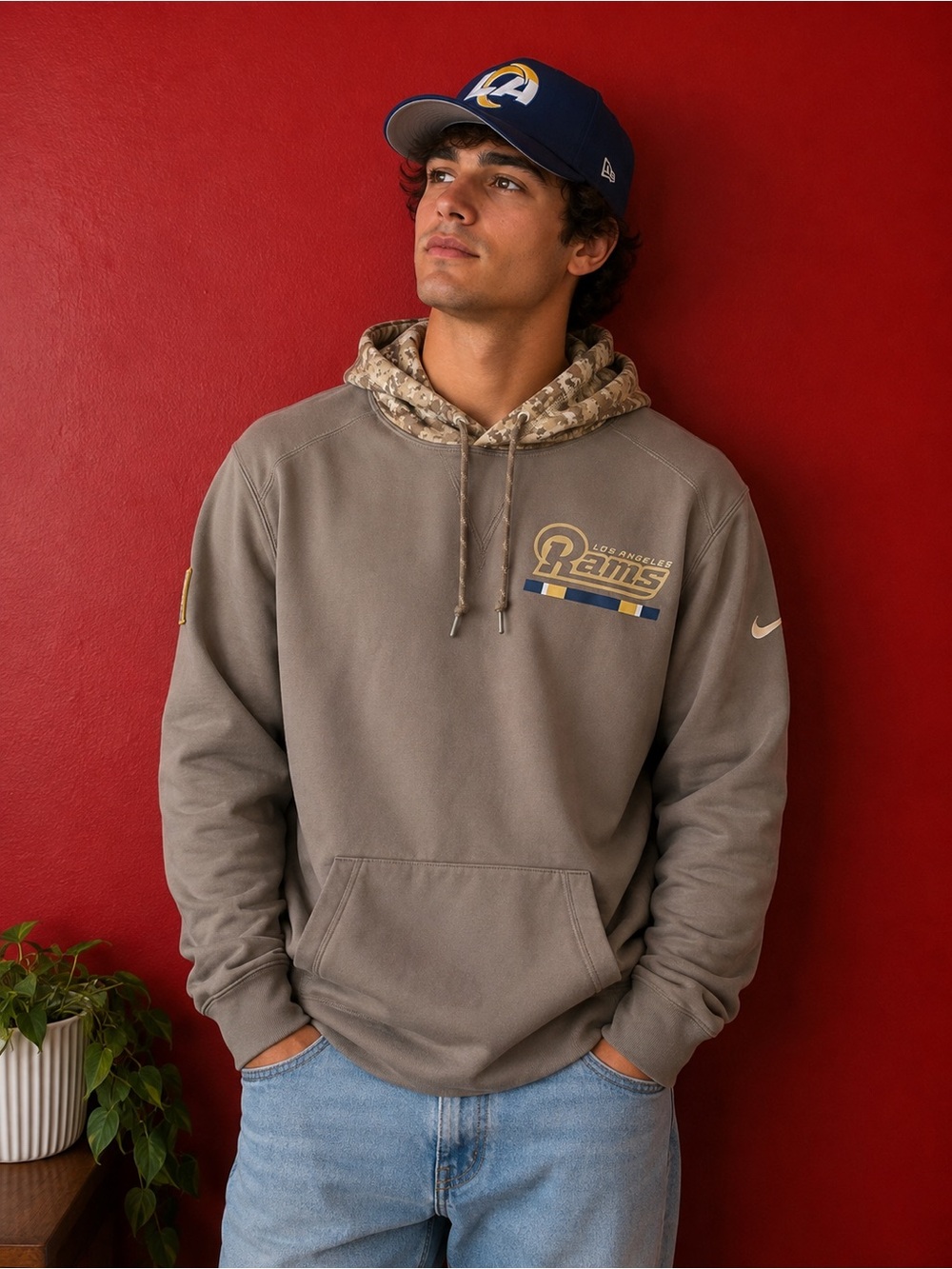 Nike LA Rams Salute To Service Hoodie - Size L (NFL On-Field Apparel)